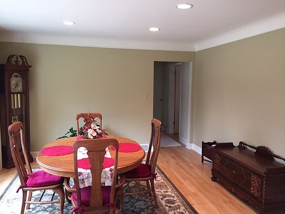 5th image of 16997 Georgina St