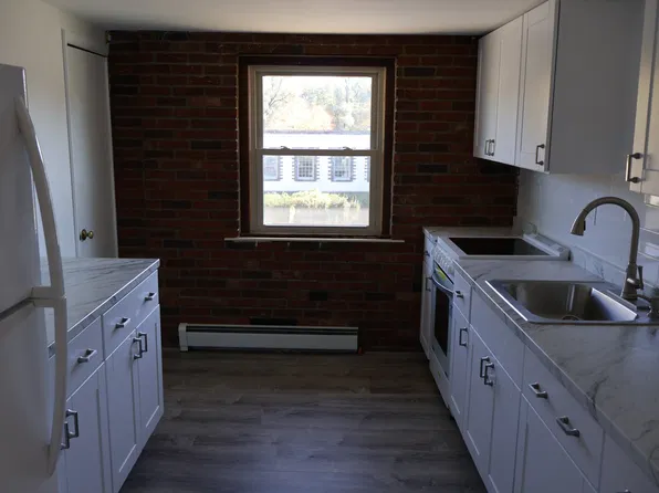 105 Bennett Ave, Milford, PA