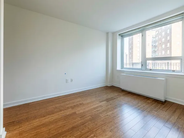 101 Avenue D image 2 of 13