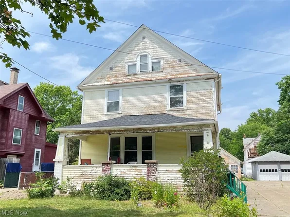 68 Dodge Ave, Akron, OH 44302