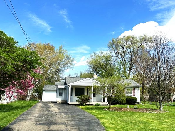 2452 Sue Ann Ln, Flint, MI 48507