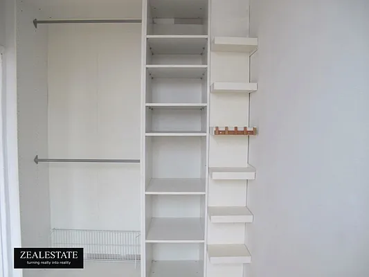 Rented by ZealEstate Group Inc | media 32