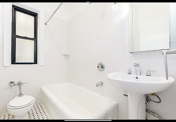 5th image of 44-14 47th Ave #C3