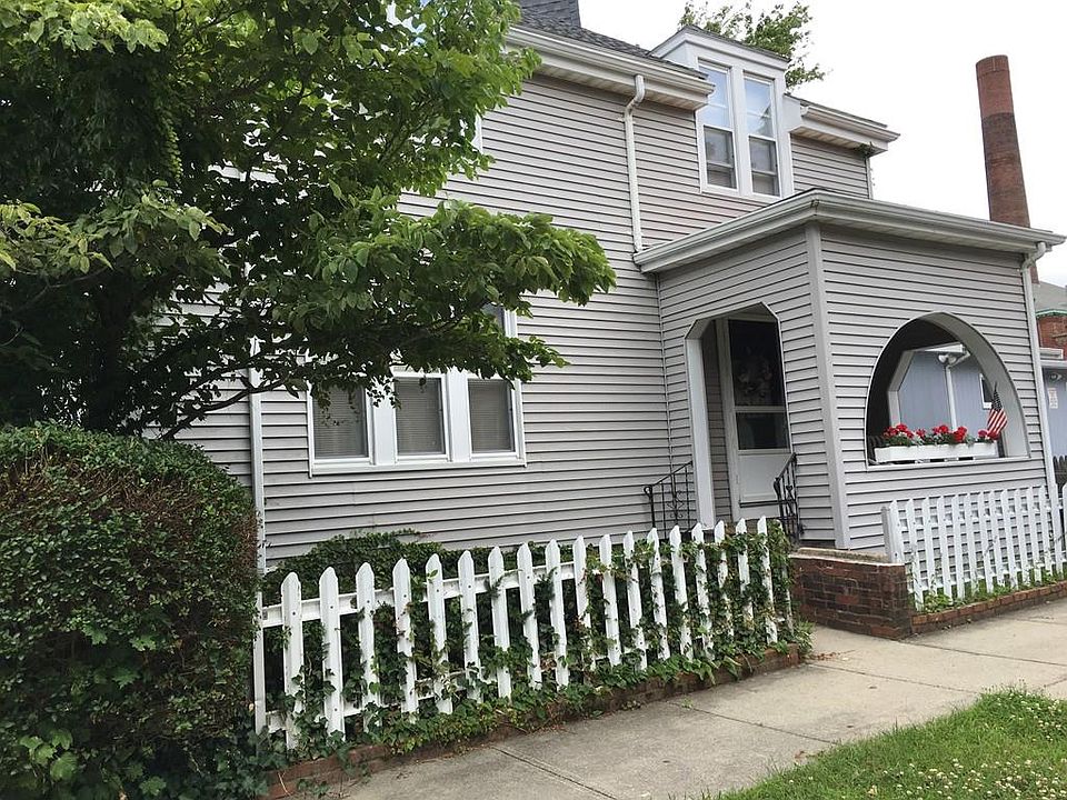 2nd image of 5 Lincoln St