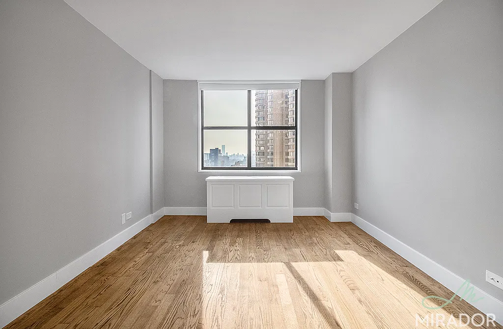 330 East 39th Street — Photo 4