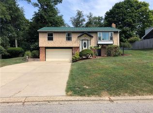 628 Galway Dr, Bethel Park, PA