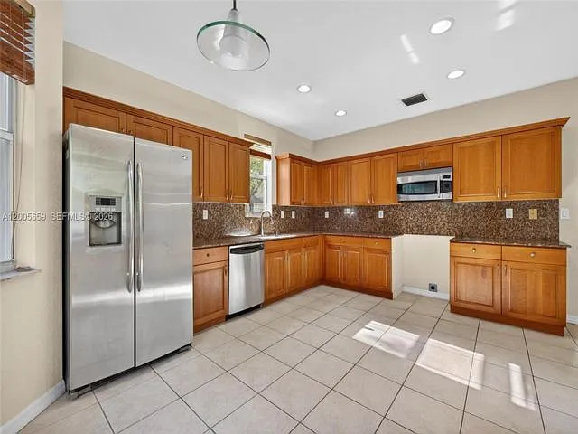 8903 SW 206th St — Photo 10