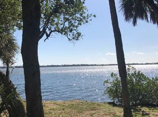 120 Oakledge Dr, Rockledge, FL 32955