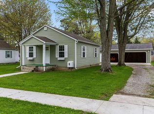 215 E Church St, Merrill, MI 48637