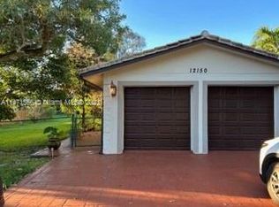 12150 NW 28th Ct, Plantation, FL 33323