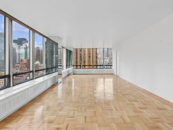 860 United Nations Plaza image 6 of 22