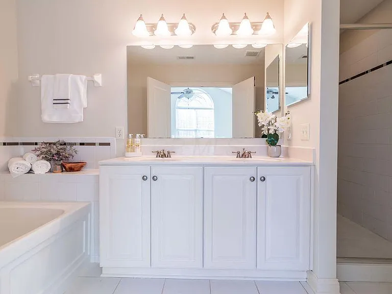 7518 Acela St — Photo 32