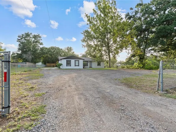 221 S Kingsway Rd, Seffner, FL 33584