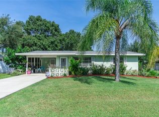 861 E Seminole Dr, Venice, FL 34293