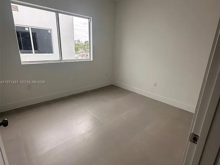 532 NW 17th Ave — Photo 8