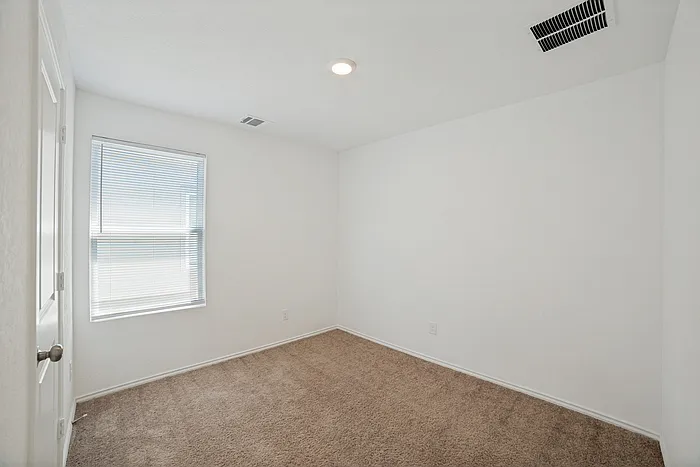 7631 Parish Pl — Photo 10