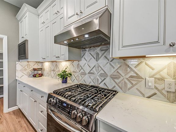 5th image of 2450 Rosemary Sage Drive