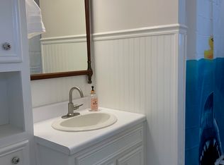 22 Congress St N APT B, York, SC 29745