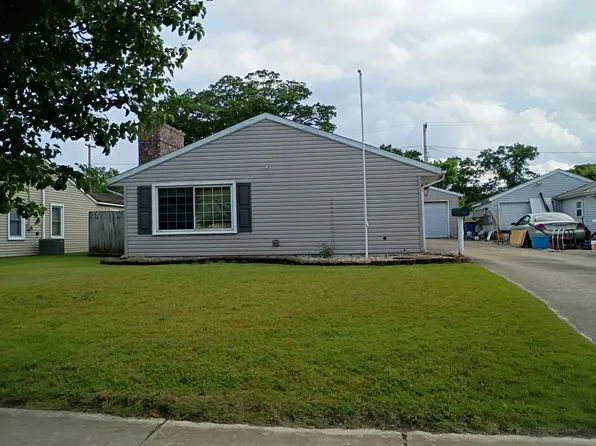 121 Ardennes Ave, Mishawaka, IN 46545