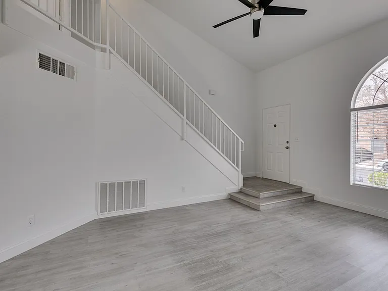 8449 Blue Island Ave — Photo 7