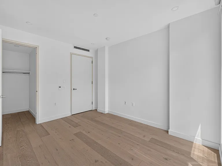 148-33 90th Ave #503 — Photo 10