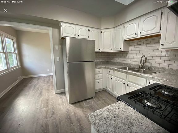 2nd image of 2417 Marquette St