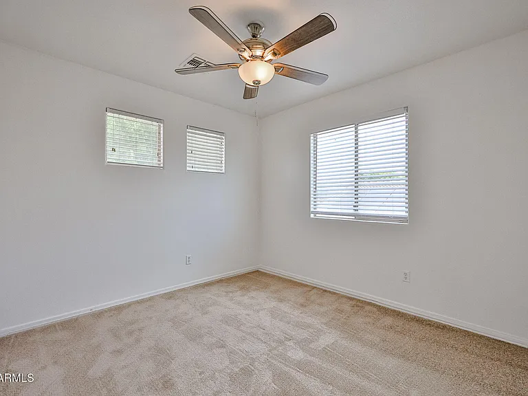 14584 W Watson Ln — Photo 18