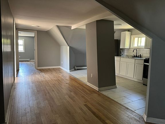 2nd image of 614 Washington Ave #3