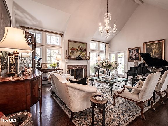 3rd image of 845 Lake Dornoch Drive
