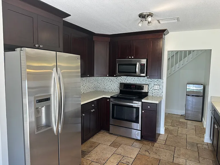 5220 NW 53rd Ave — Photo 7