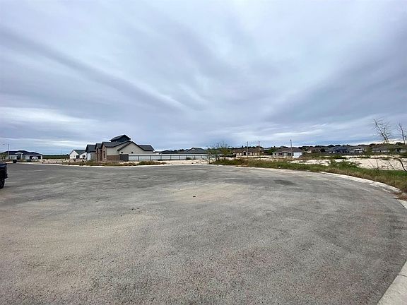 5th image of 1012 Buffalo Gap Gap #12