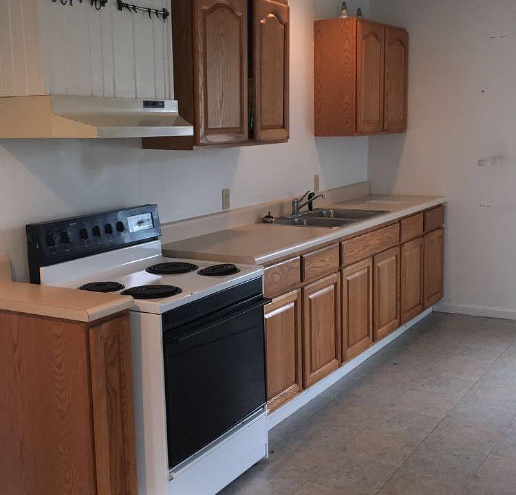 2nd image of 57 Bond St Unit 4
