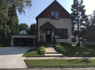 212 Coleman St, Marinette, WI 54143