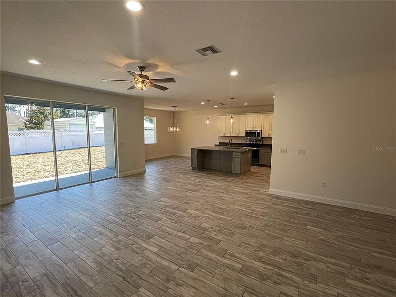 81 Palmwood Dr, Palm Coast, FL 32164 MLS V4927373 Zillow