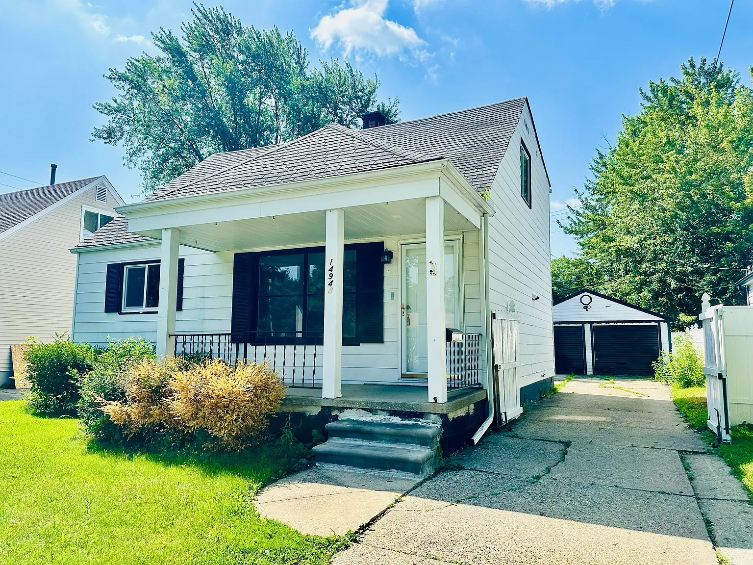 3 bed, 1274 sqft, $1,600 — Photo 1