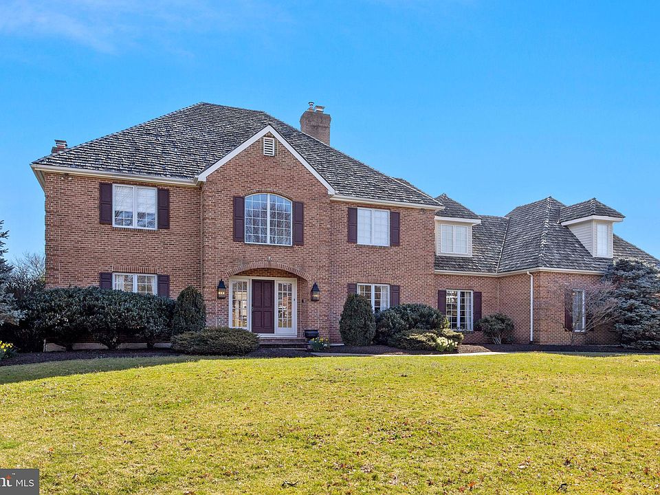 5 Avondale Dr, Newtown, PA 18940 Zillow