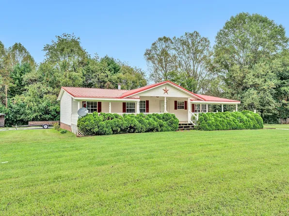 20 McDonald Rd, Wirtz, VA 24184