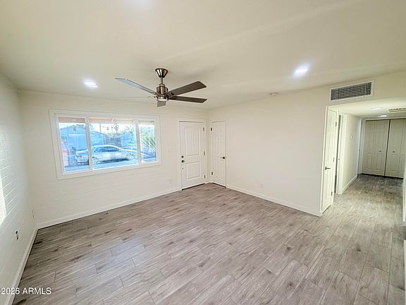 5th image of 8843 N 40TH Avenue