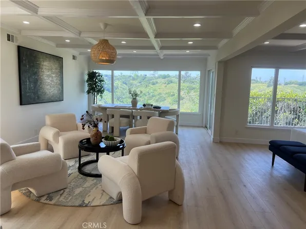 4701 Don Miguel Dr, Los Angeles, CA 90008