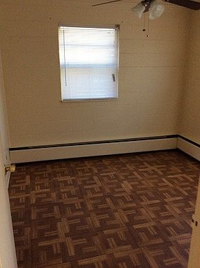2nd image of 1432 N Pershing Ave APT 18