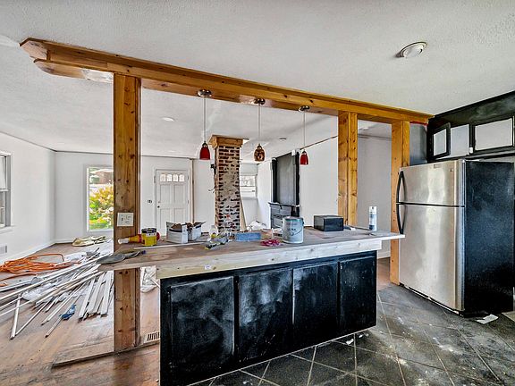 4th image of 5424 Knoll Rd