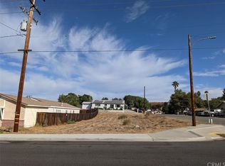 1 W Sumner Ave, Lake Elsinore, CA 92530