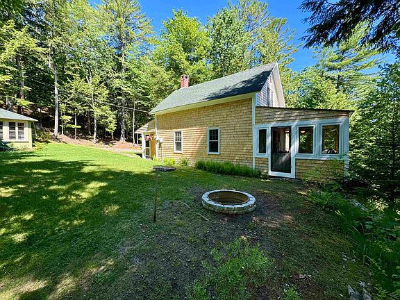 4th image of 1269 Halls Lake Road