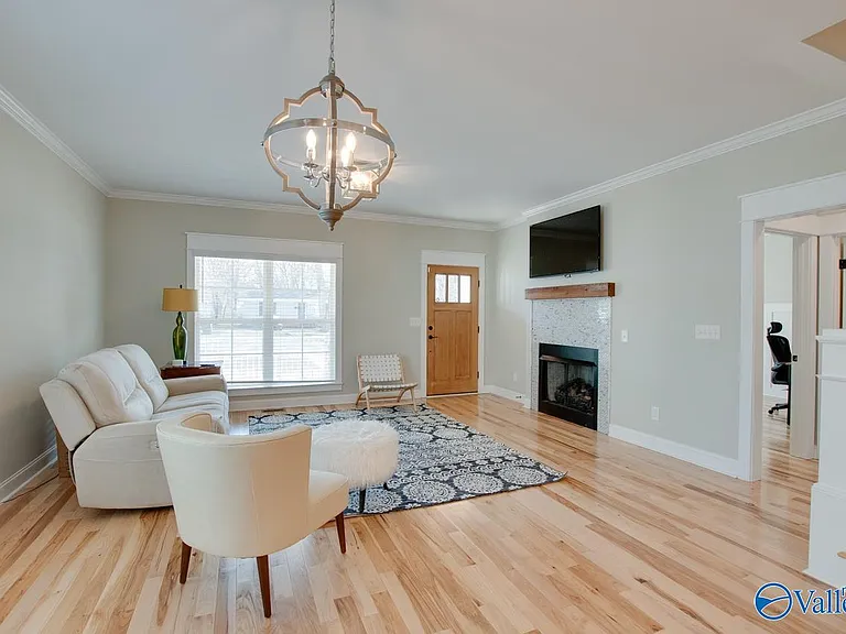 1405 Stevens Ave NE — Photo 7