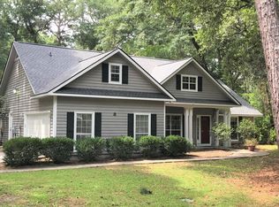 3 Sea Gull Dr, Beaufort, SC 29907