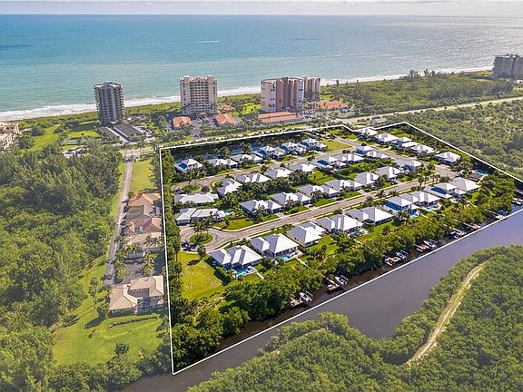4th image of 3937 Shoreside Dr