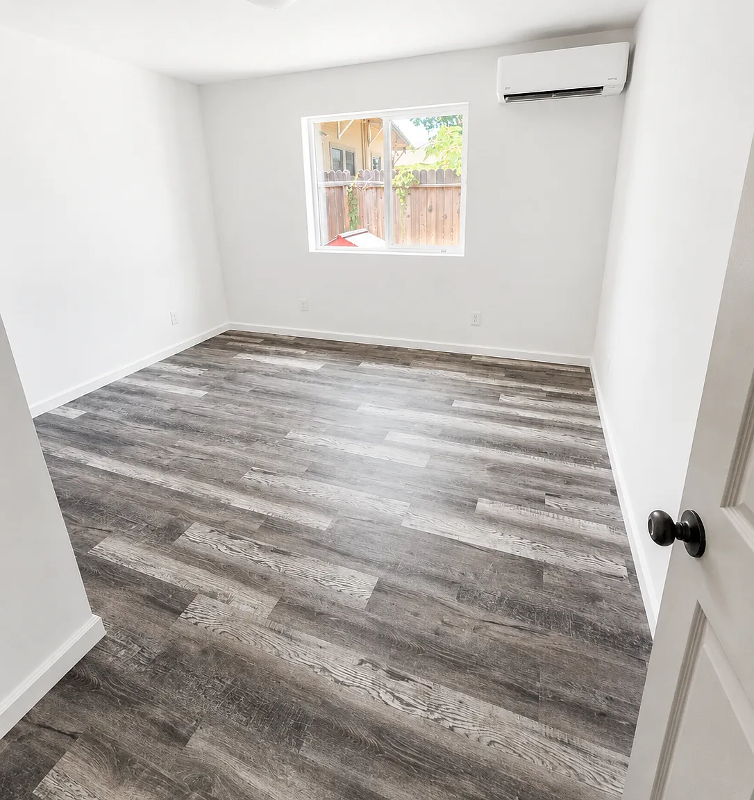 2 bed, 700 sqft, $1,700 — Photo 4