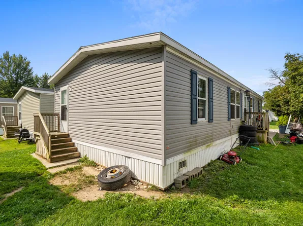 6749 Helman Blvd, Lansing, MI 48911