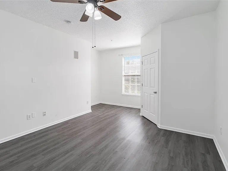 14316 Fredricksburg Dr #516 — Photo 16