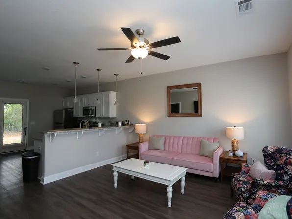 138 Veranda Ln, Statesboro, GA 30458